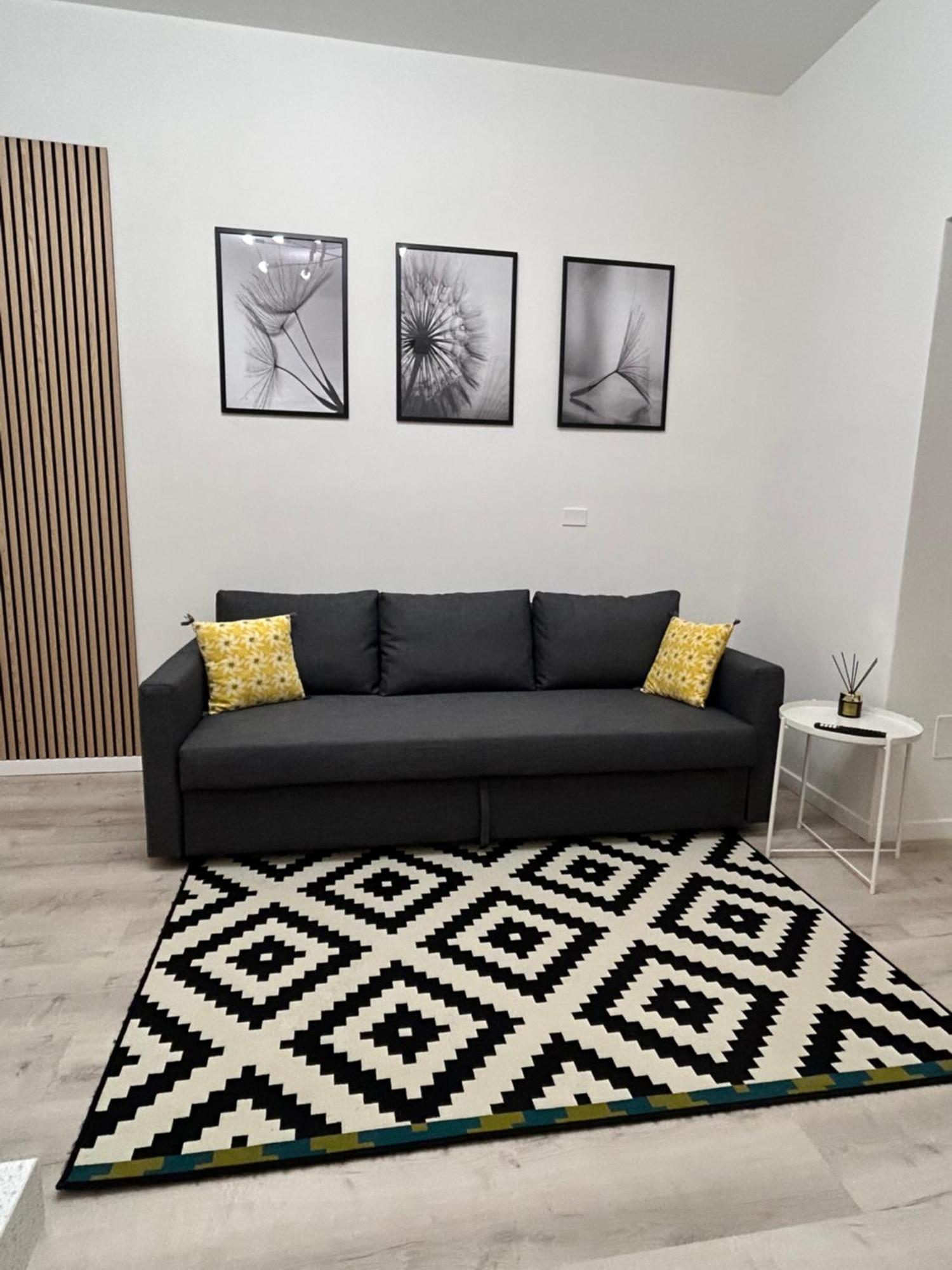 Tezone Seven Apartments Верона Экстерьер фото