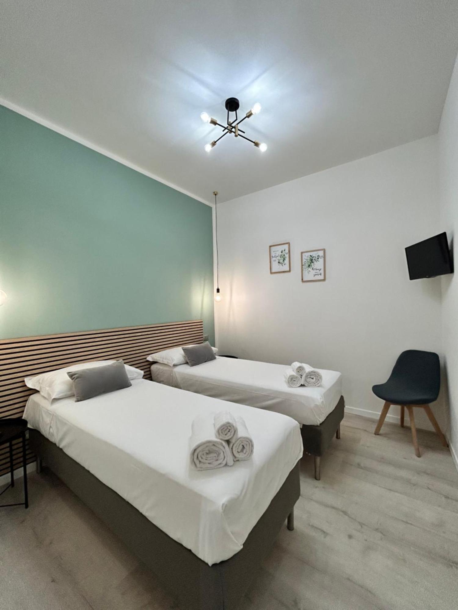 Tezone Seven Apartments Верона Экстерьер фото