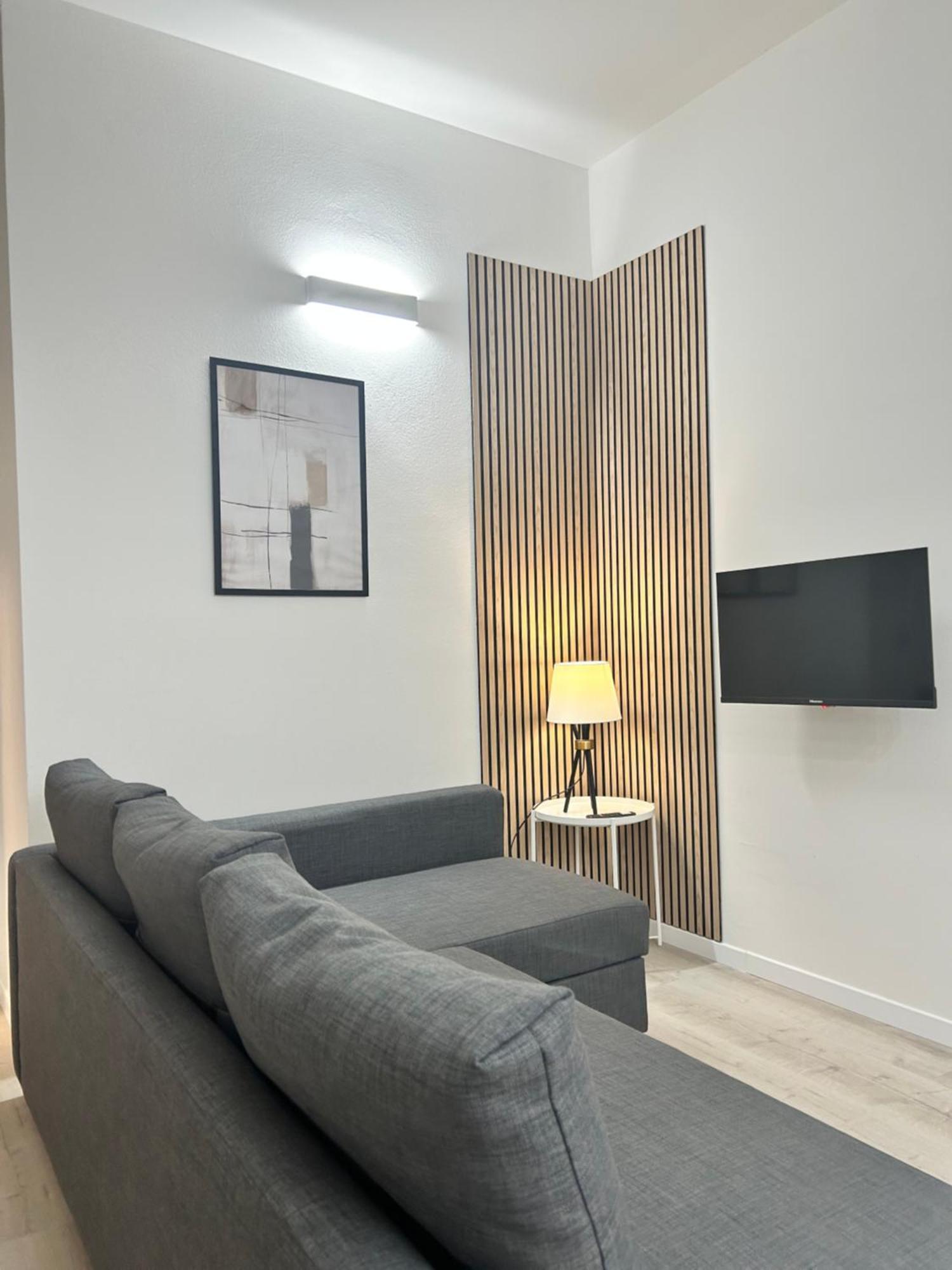 Tezone Seven Apartments Верона Экстерьер фото
