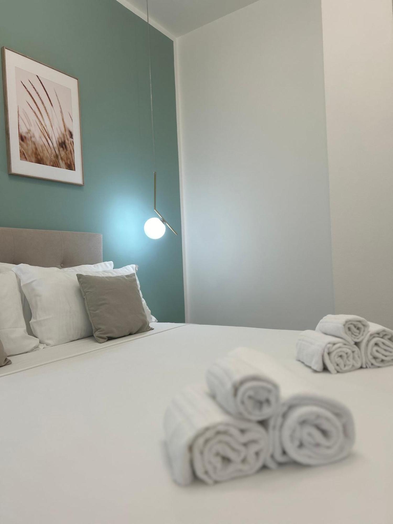 Tezone Seven Apartments Верона Экстерьер фото